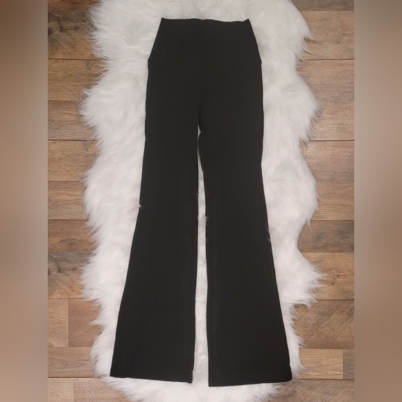 Aritzia Pants & Jumpsuits Aritzia Tna Bell Bottom Yoga Pants Xs